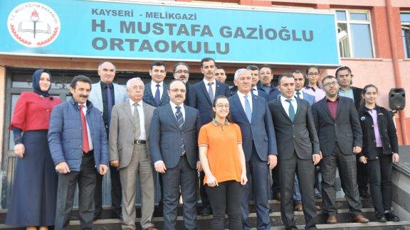 Hacı Mustafa Gazioğlu Ortaokulu-Z Kütüphane Açılışı.