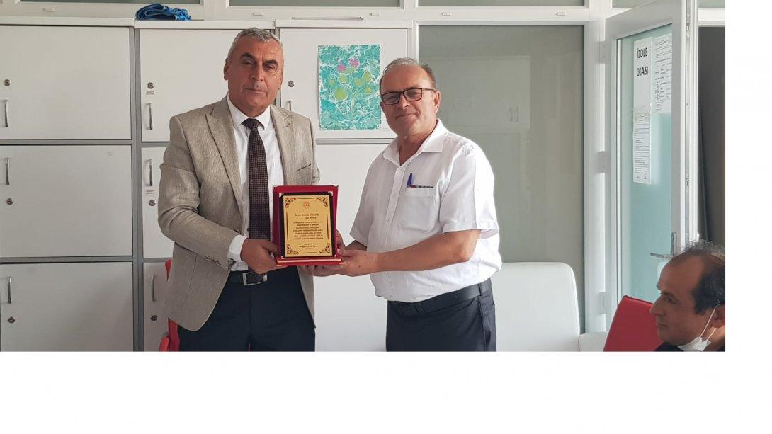 Mimarsinan Şehit Mustafa Darendelioğlu Ortaokulu Müdürü Mevlüt Özger Emekli Oldu