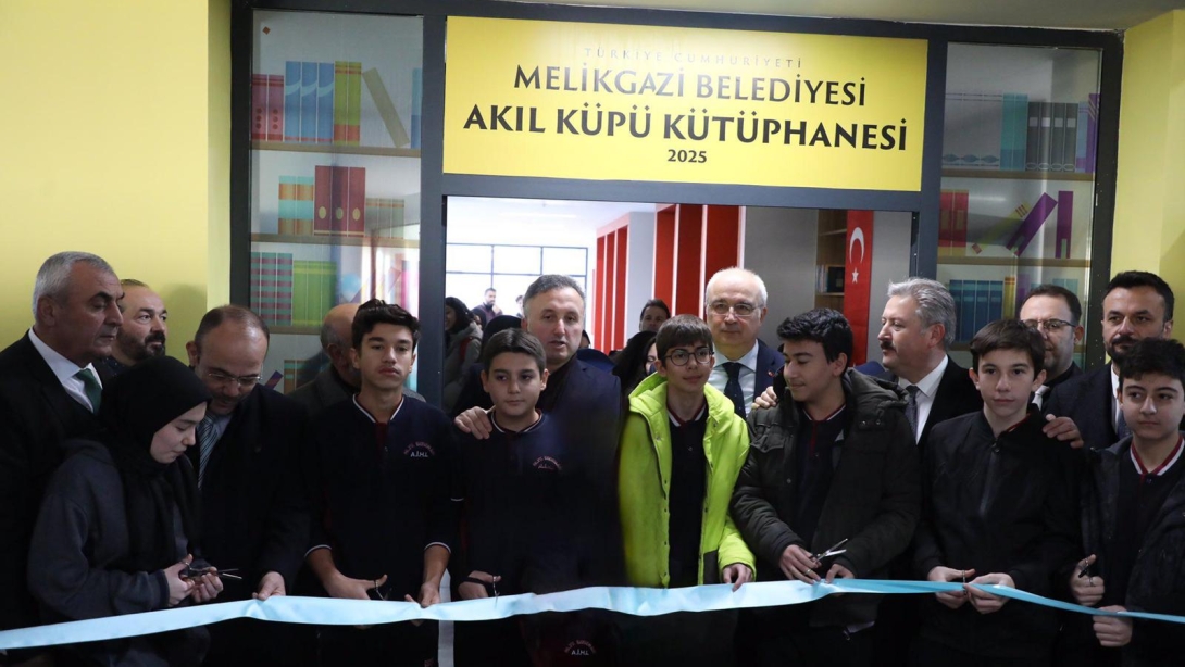 Akıl Küpü Kütüphanesinin Açılışını Gerçekleştirdik